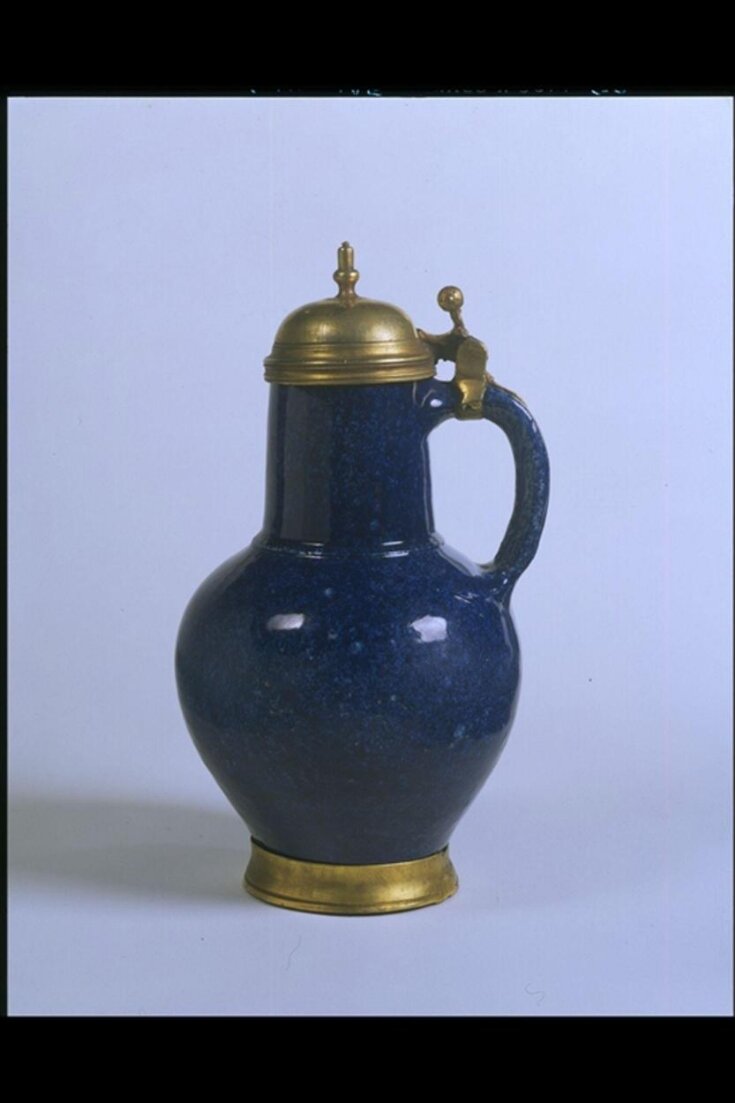 Jug top image