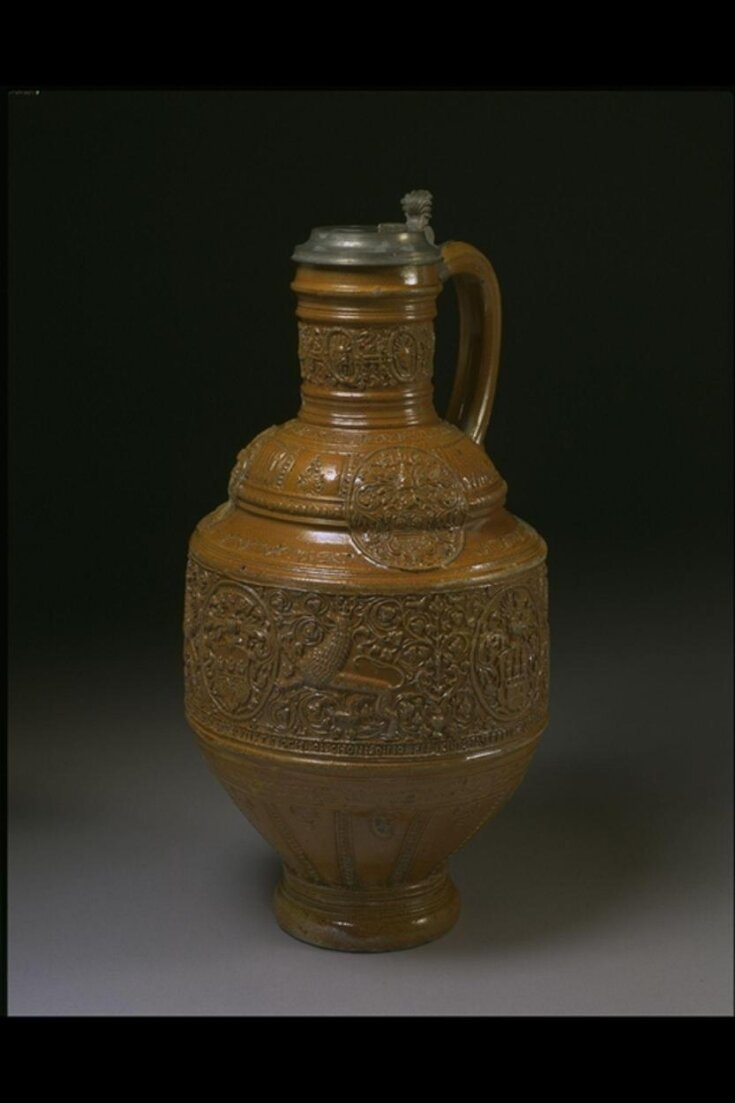 Jug top image