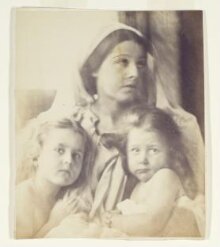 Madonna and Two Children thumbnail 1