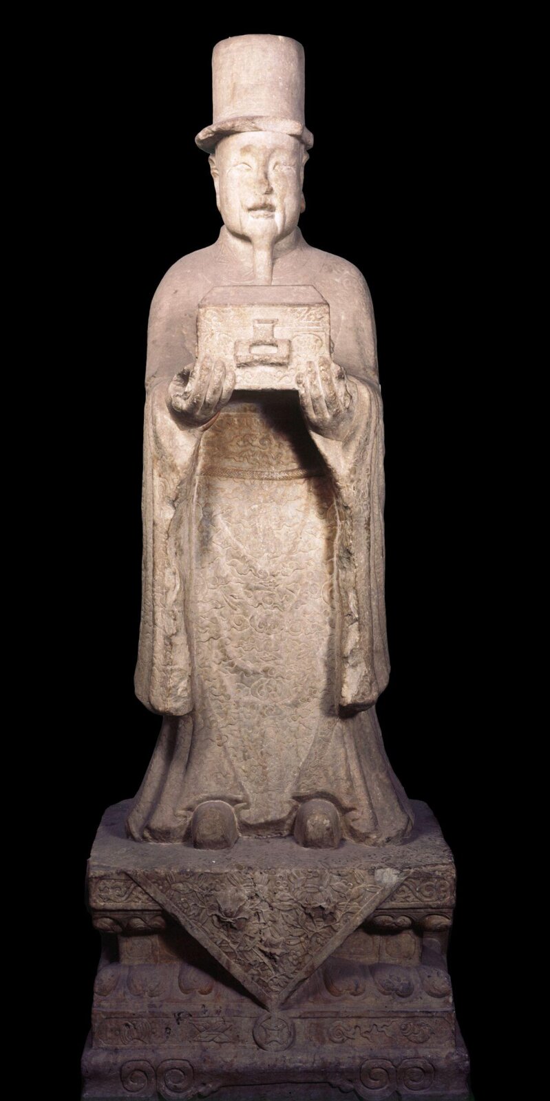 Foreign Envoy from an Imperial Tomb, 1400 to 1600