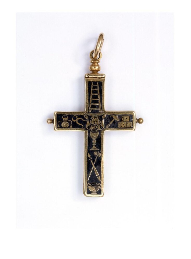 Reliquary Cross top image