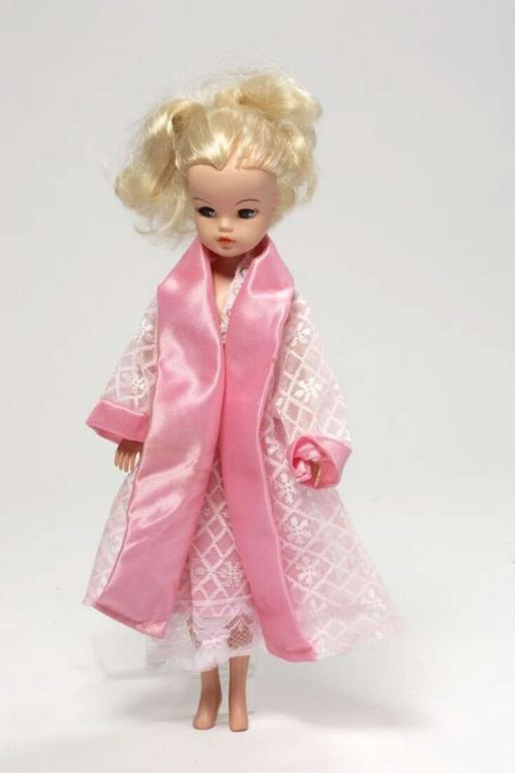 sindy top image