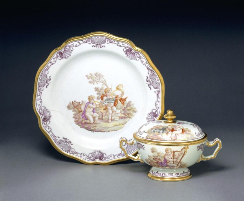 Bowl (1735-1740) by Johannes Pieter de Frey