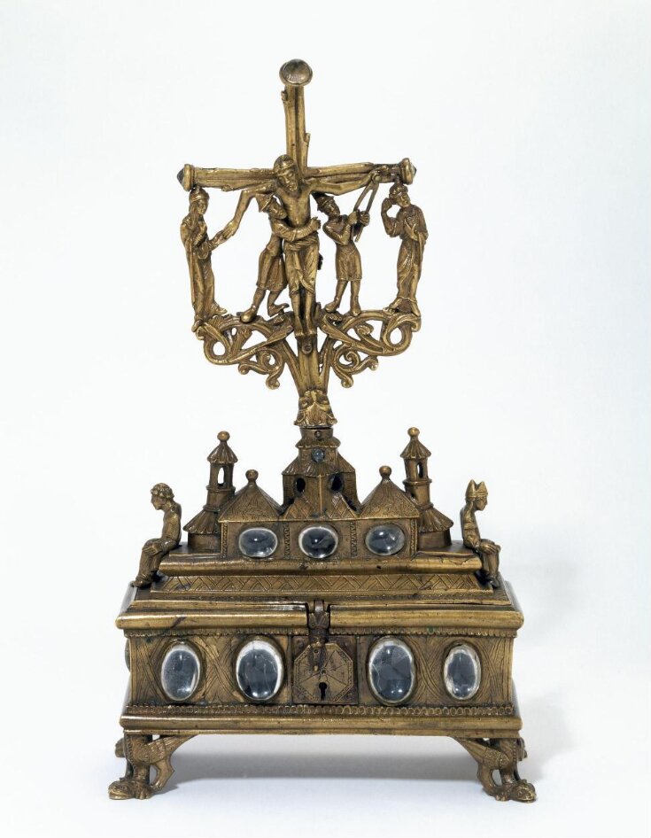Eucharistic container with Deposition top image