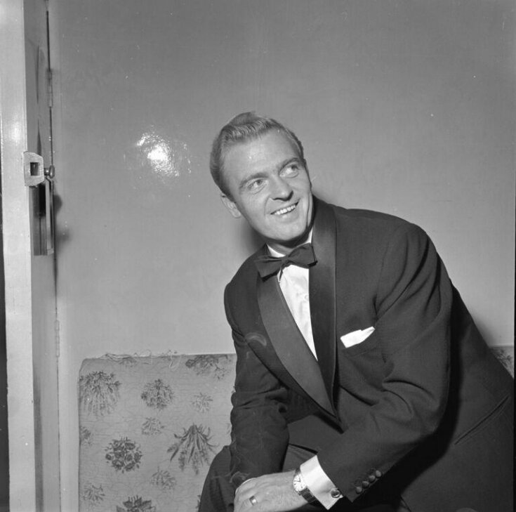 Harry Hammod Photographic Negative | Hammond, Harry | V&A Explore The Collections