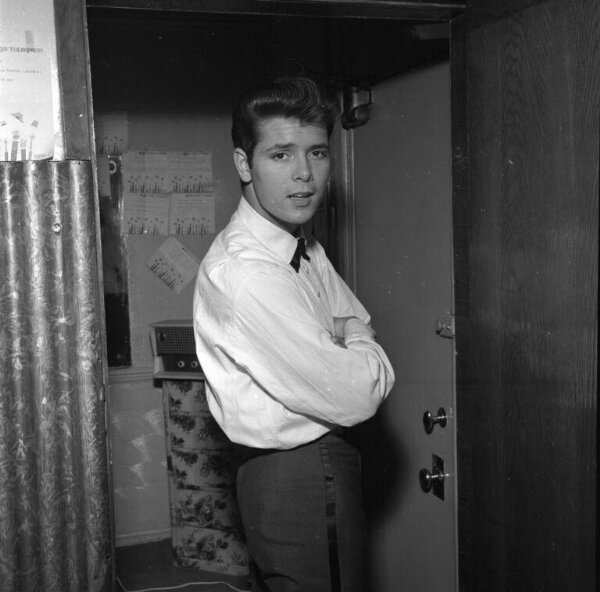 Harry Hammod Photographic Negative | Hammond, Harry | V&A Explore The Collections