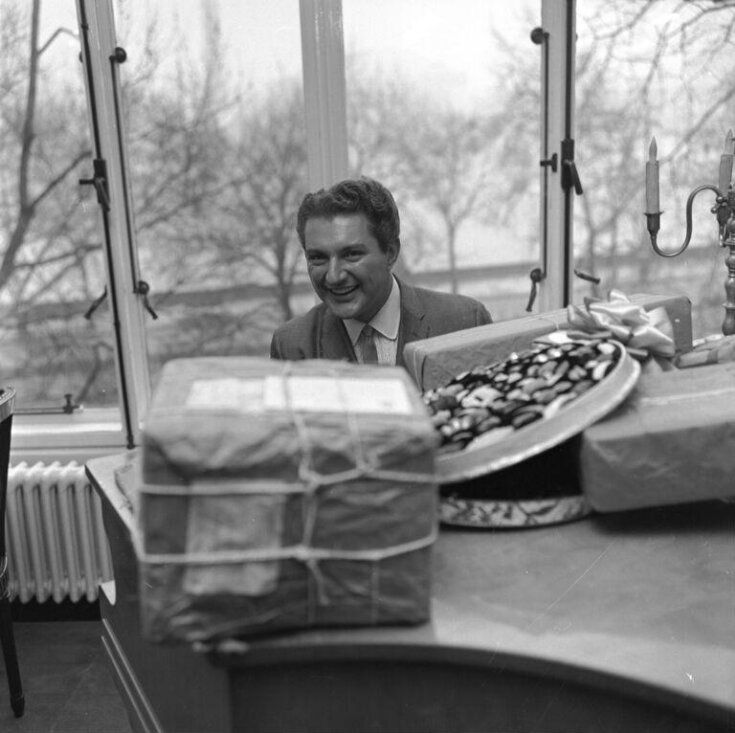 Harry Hammod Photographic Negative | Hammond, Harry | V&A Explore The Collections