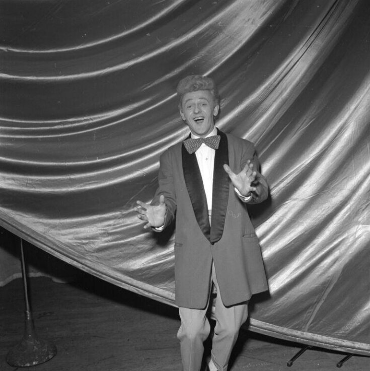 Harry Hammod Photographic Negative | Hammond, Harry | V&A Explore The Collections