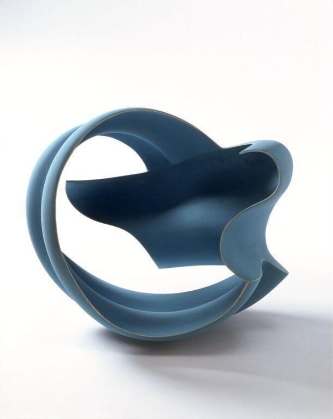 Blue Form (2004) by Wouter Dam