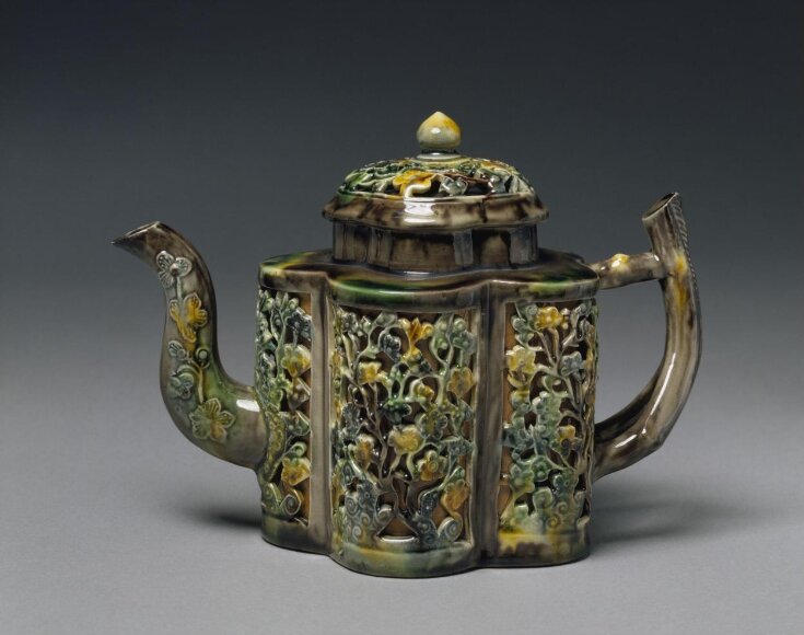 Teapot top image