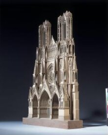 Model of West Front of Rheims Cathedral thumbnail 1