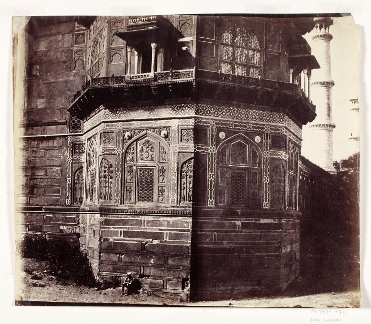 The Octagon at the Taj Mahal top image