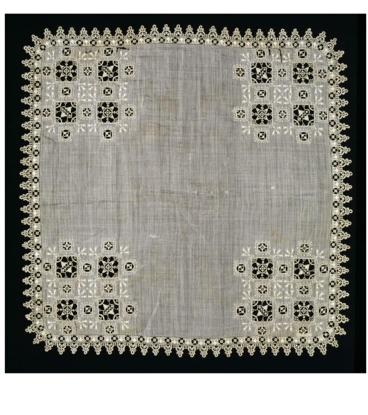 Handkerchief top image