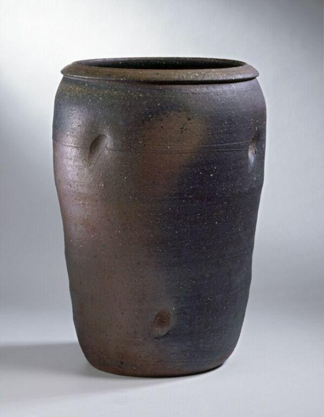 Jar (1992) by Dai Jin
