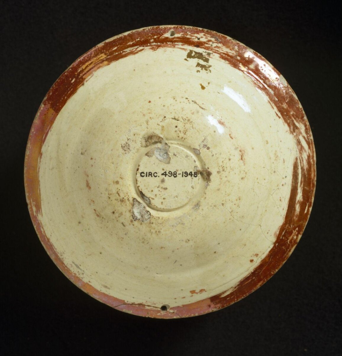Dish, Unknown · 17th century-18th century · Manises
