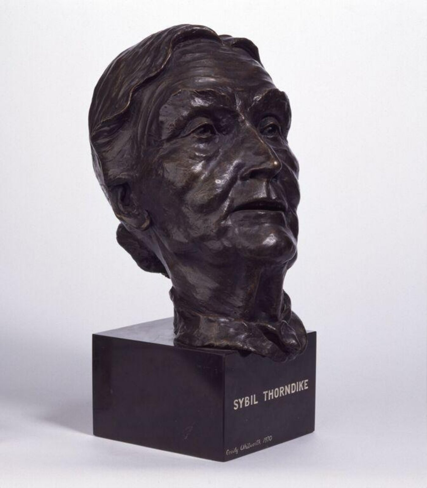 Bust, 1970