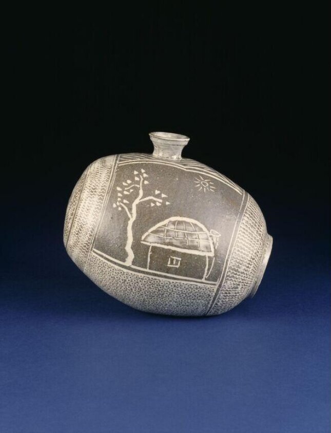 Bottle by Guo Min