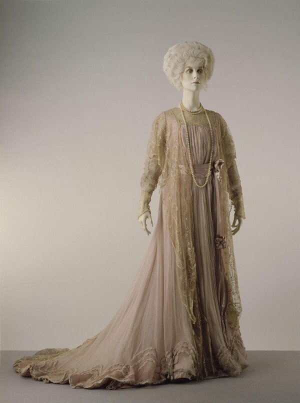 Tea Gown JeanPhilippe Worth V&A Explore The Collections