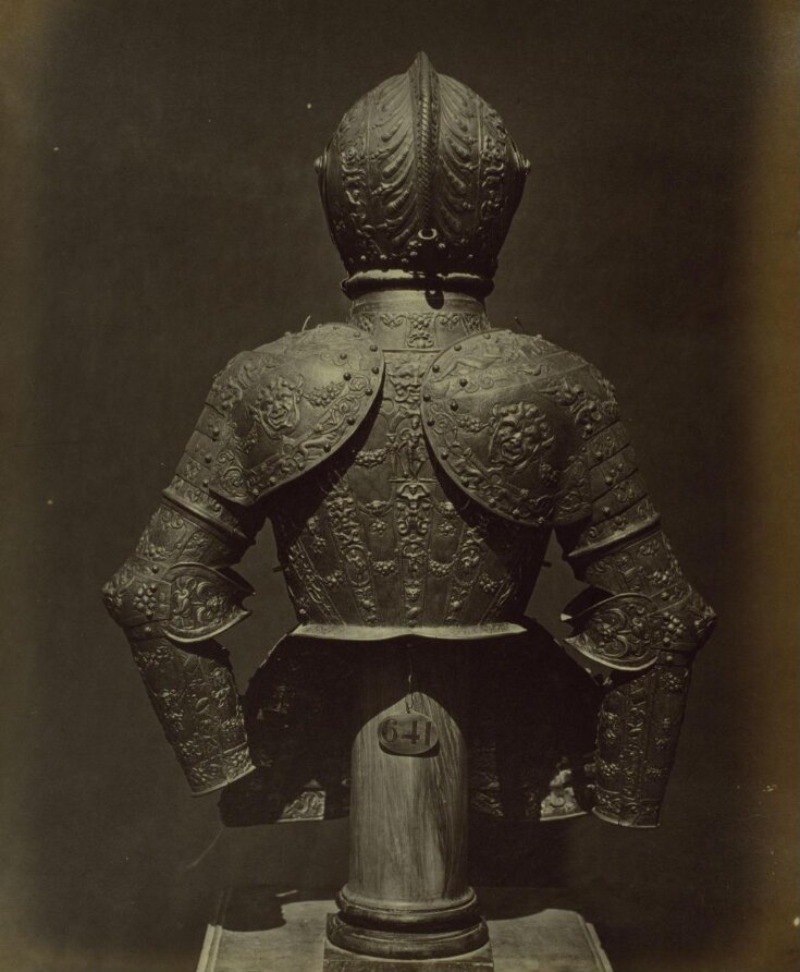 Armour of the young Philip III top image