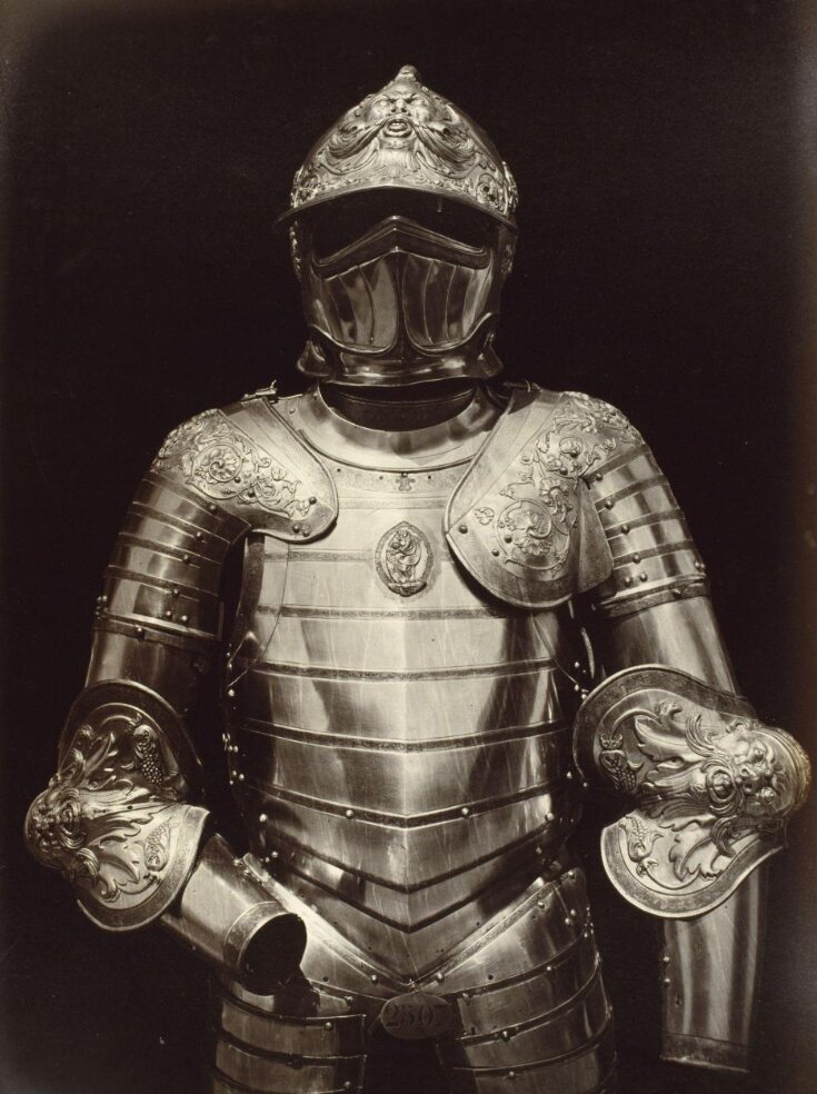 Armour of Emperor Charles V top image