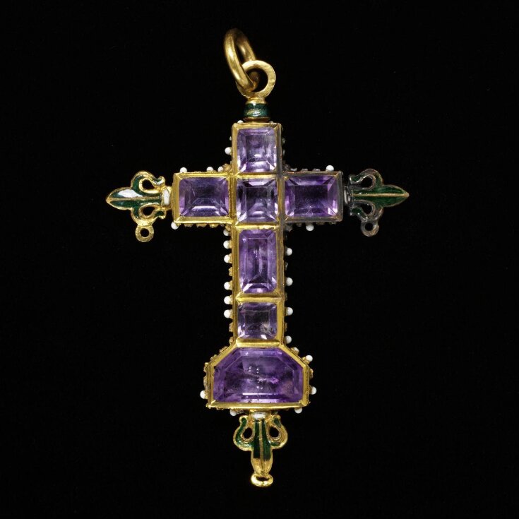 Pendant Cross top image