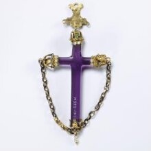 Crucifix thumbnail 1