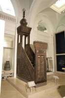 میوزیم کے کھلے ذخیرے سے «Mamluk Minbar» کی تصویر
