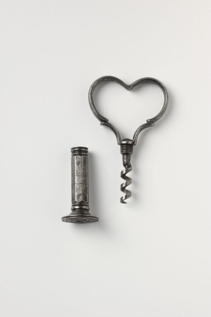 Corkscrew top image