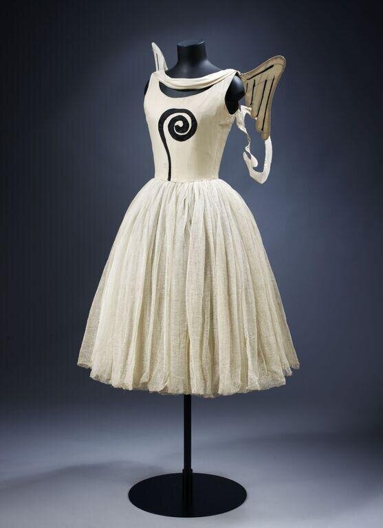 Le Bal
