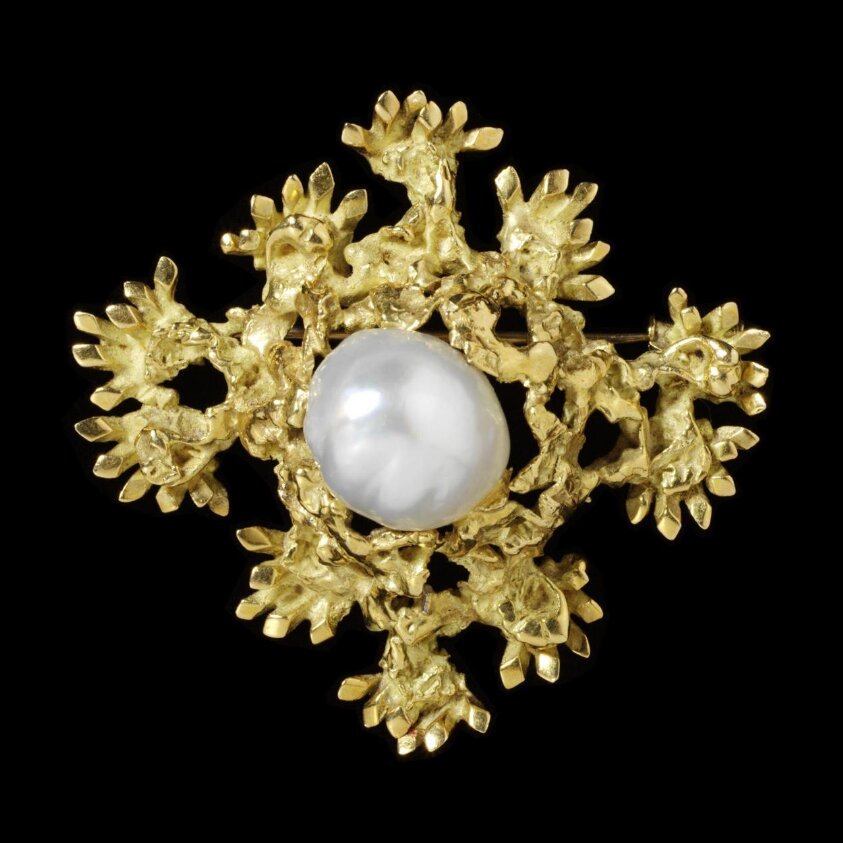 Brooch — Donald, John — 1969
