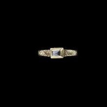 Ring thumbnail 1