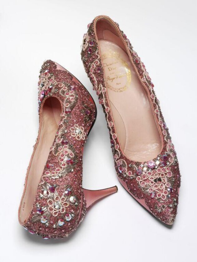 Pair of evening shoes — Roger Vivier — 1958-1960