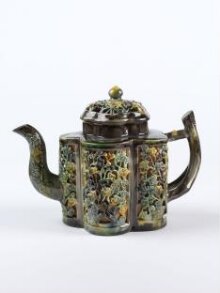 Teapot thumbnail 1