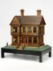 Queen Mary's dolls' house thumbnail 2