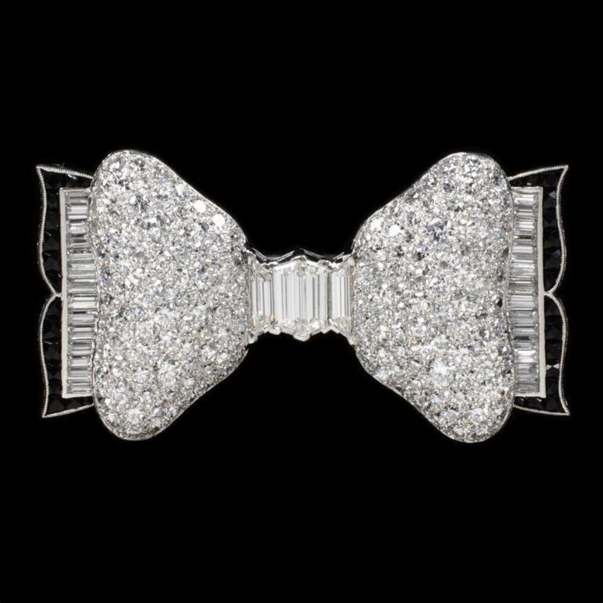 Brooch