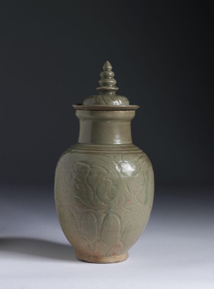 Lidded Vase top image