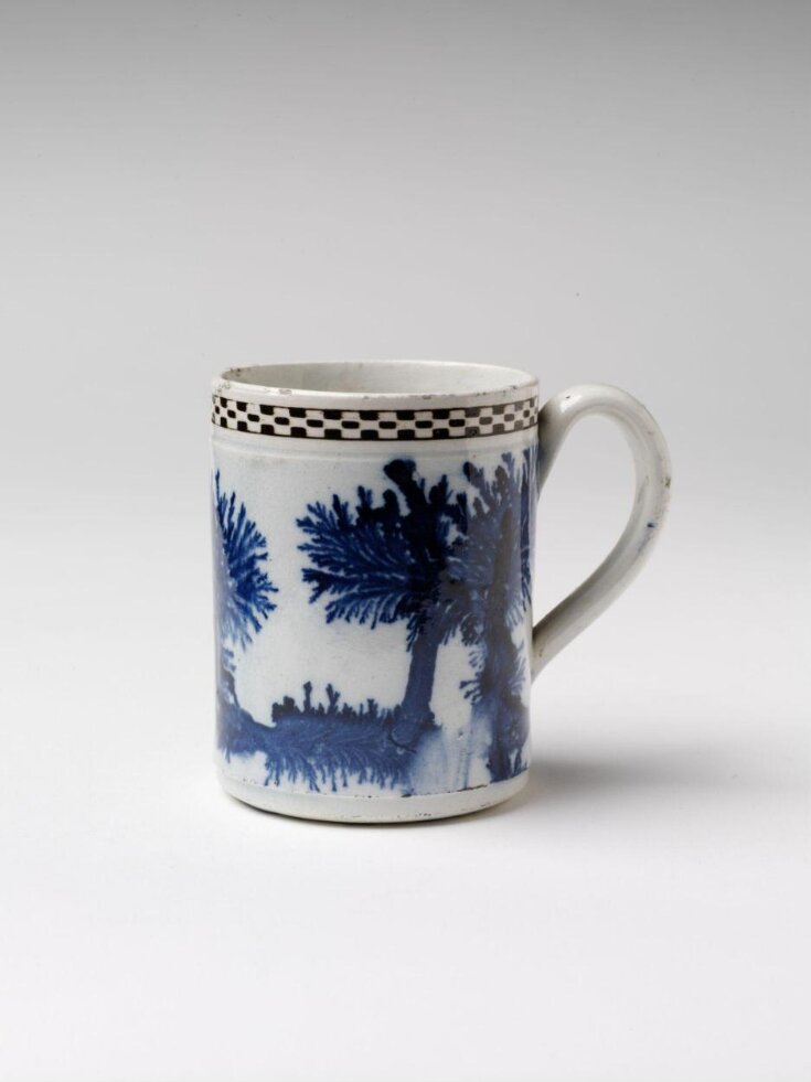 Mug top image