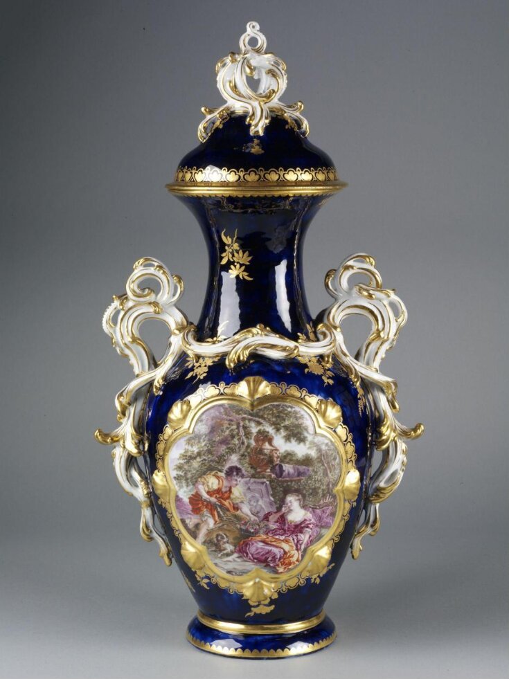 The Chesterfield Vase top image
