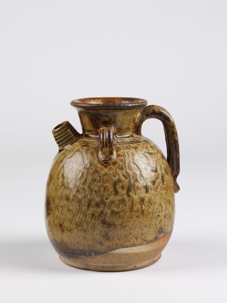 Ewer top image