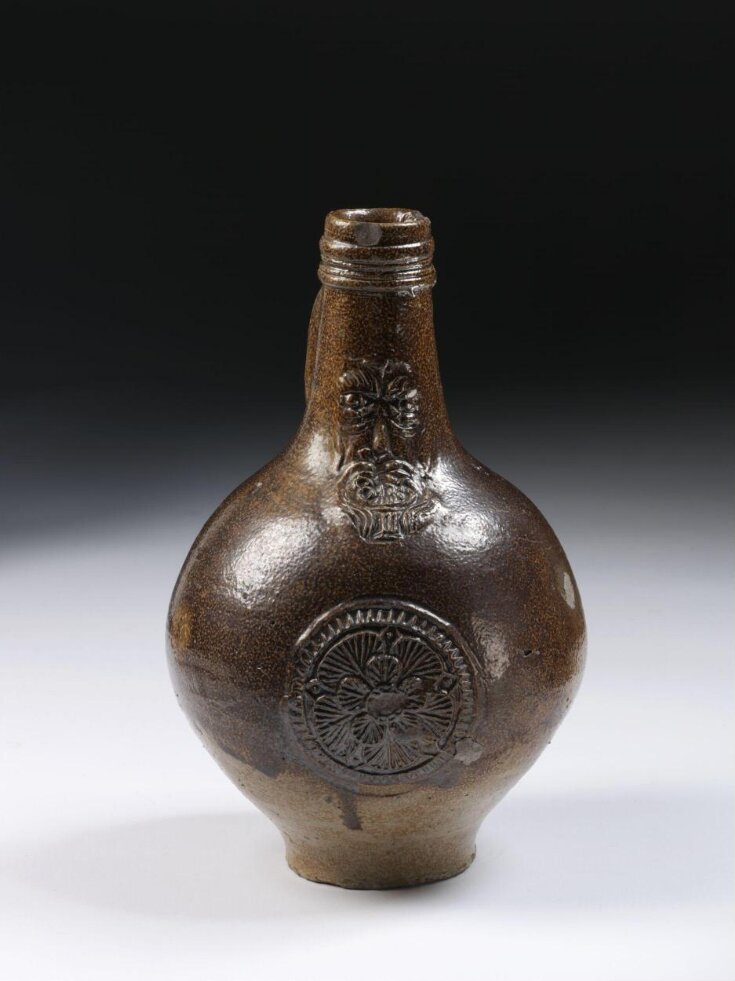 Jug top image