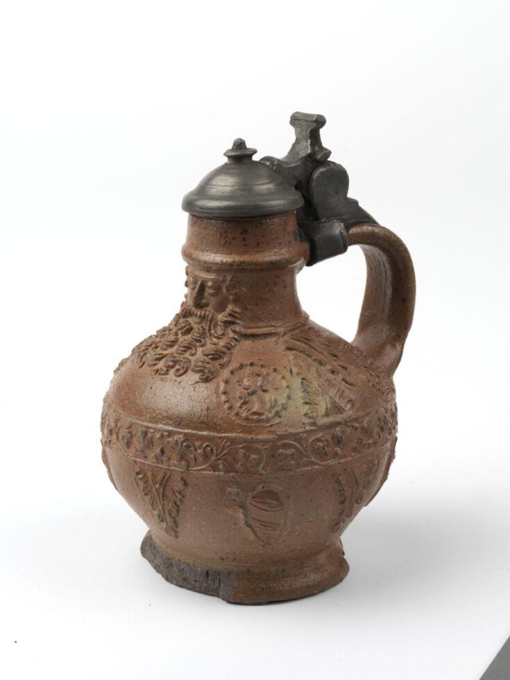 Jug top image