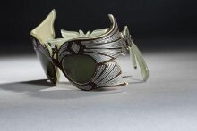 Sunglasses thumbnail 1