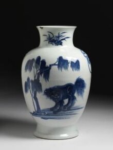 Vase thumbnail 1