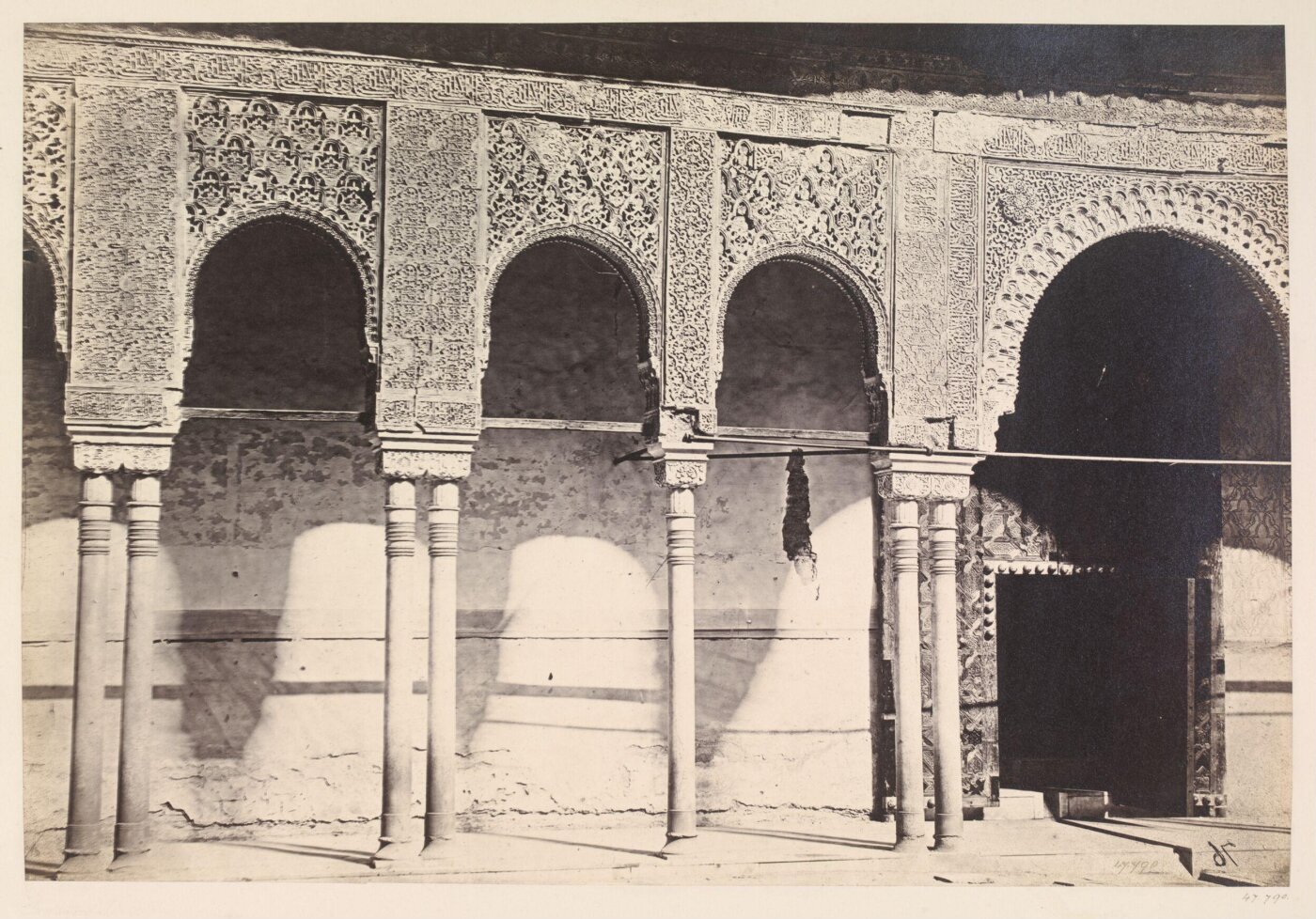 Unknown, The Court of the Lions, in the palace of the Alhambra