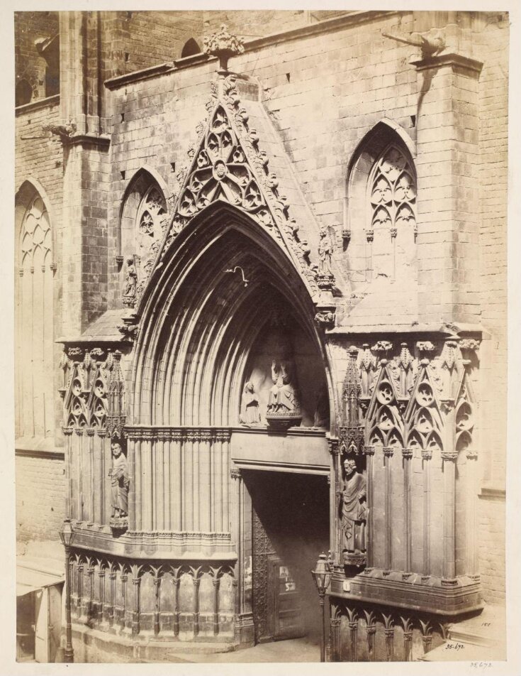 'Barcelona, Church of Santa Maria del Mar, west portal top image
