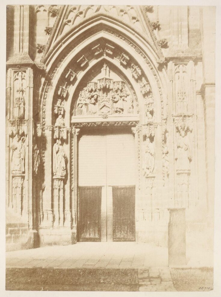 Puerta del Nacimiento (Cathedral door of the Nativity), Seville top image