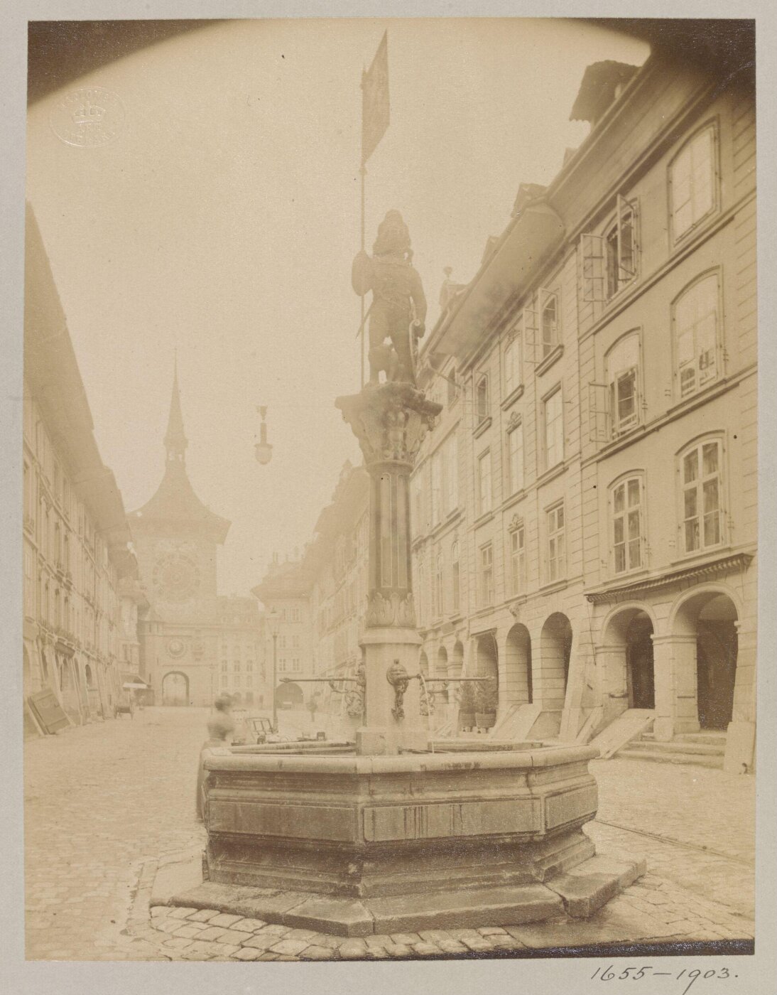 Atget, Jean-Eugène-Auguste, The Zahringer Fountain in the Kramgasse, Bern, Switzerland