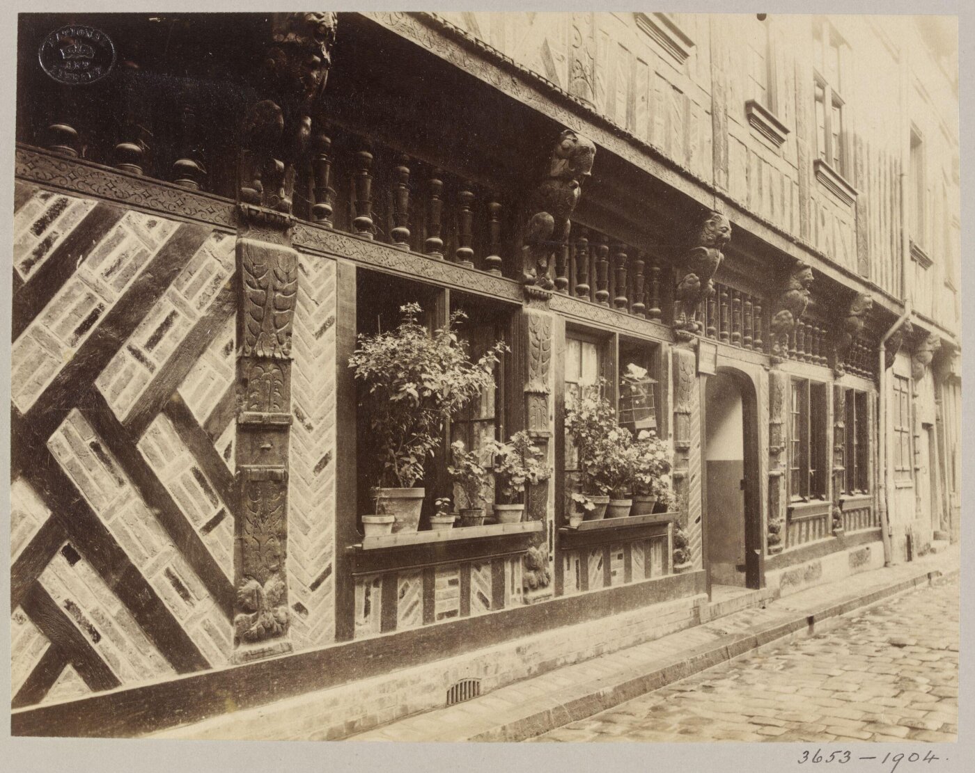 Atget, Jean-Eugène-Auguste, House in Rue St Laurent, Beauvais, France