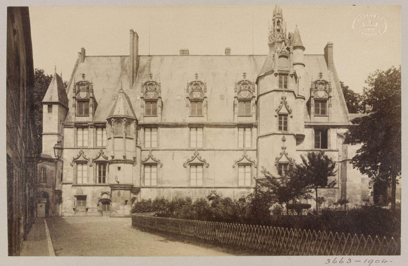 Atget, Jean-Eugène-Auguste, Palais de Justice, Beauvais, France