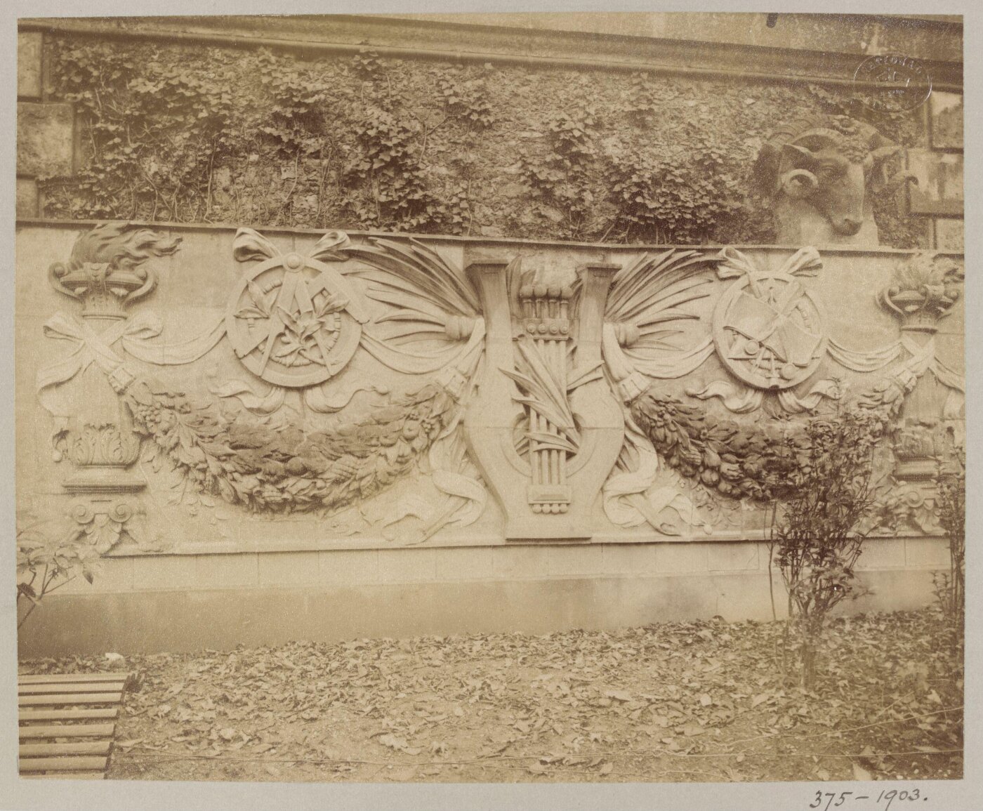 Atget, Jean-Eugène-Auguste, Wall decoration, Palais de l'Industrie, Paris, France